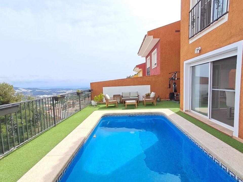 Villa a Callosa D'en Sarria, Alicante - foto 2